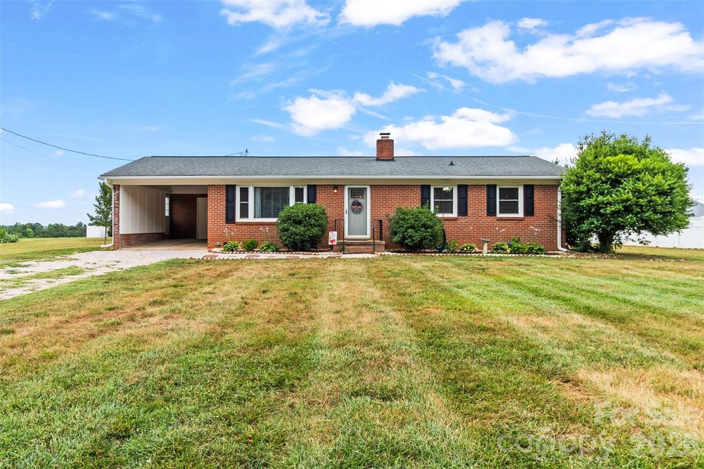 158 Baxter Road, Cherryville, NC 28021