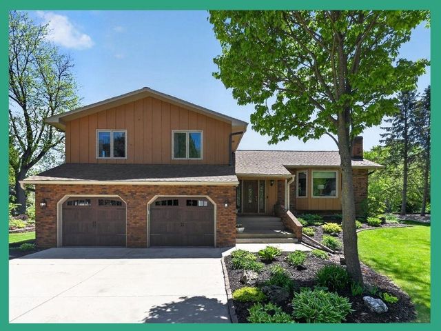 7130 S Hill Road, Deforest, WI 53532