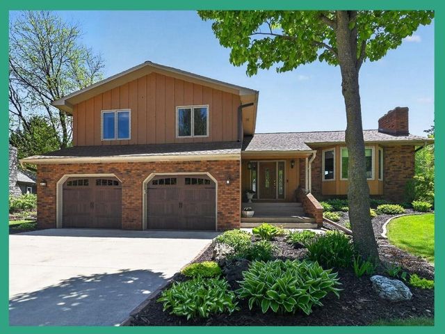 7130 S Hill Road, Deforest, WI 53532