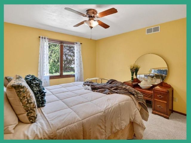 7130 S Hill Road, Deforest, WI 53532