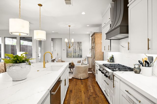 6809 Del Norte Lane, Dallas, TX 75225