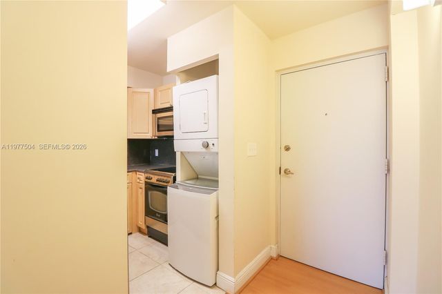 134 SW 7th Ave 403, Miami, FL 33130