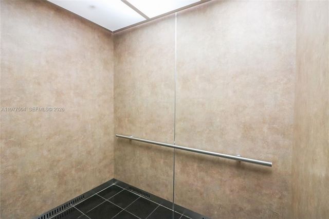 134 SW 7th Ave 403, Miami, FL 33130