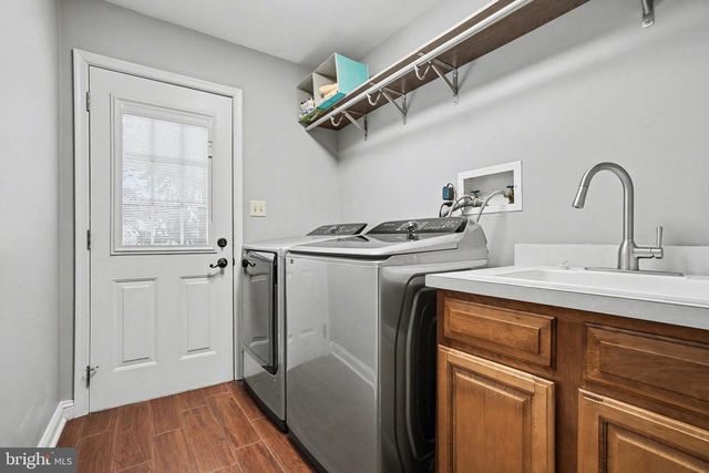 3809 PAMAY DR, Mechanicsburg, PA 17050