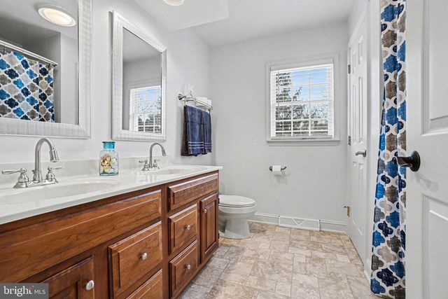 3809 PAMAY DR, Mechanicsburg, PA 17050