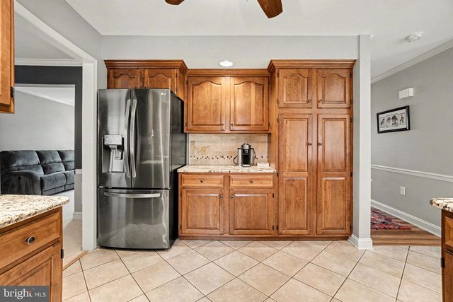 3809 PAMAY DR, Mechanicsburg, PA 17050