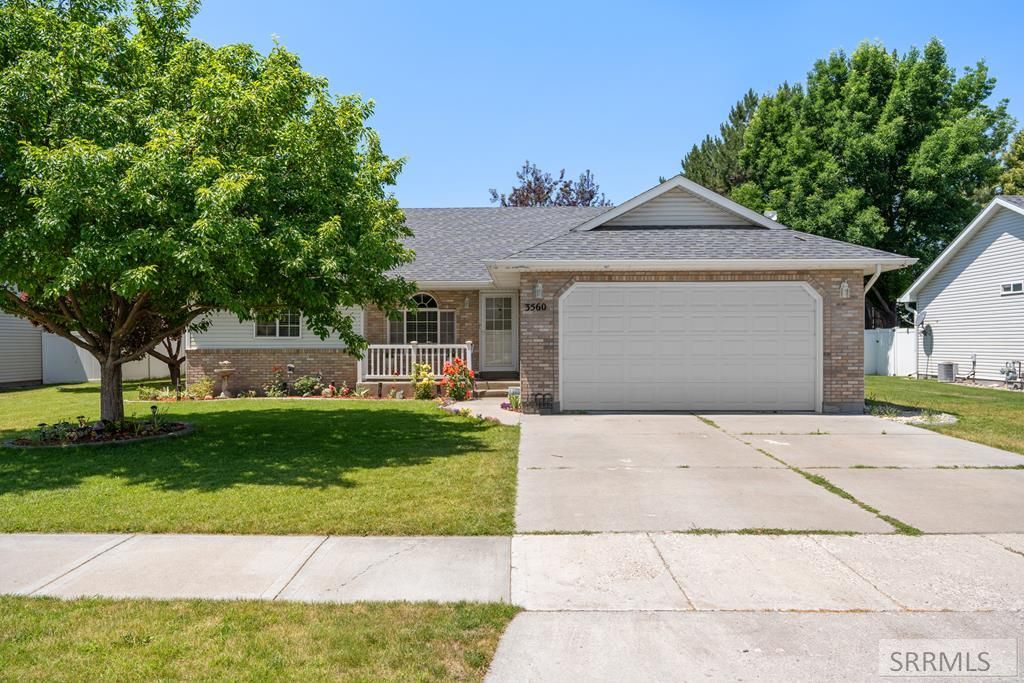3560 S Stonehaven Drive, Ammon, ID 83406