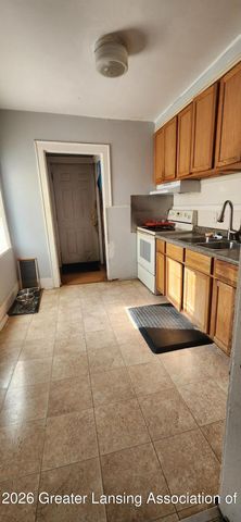 326 Potter Avenue, Lansing, MI 48910