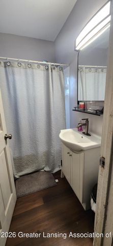 326 Potter Avenue, Lansing, MI 48910