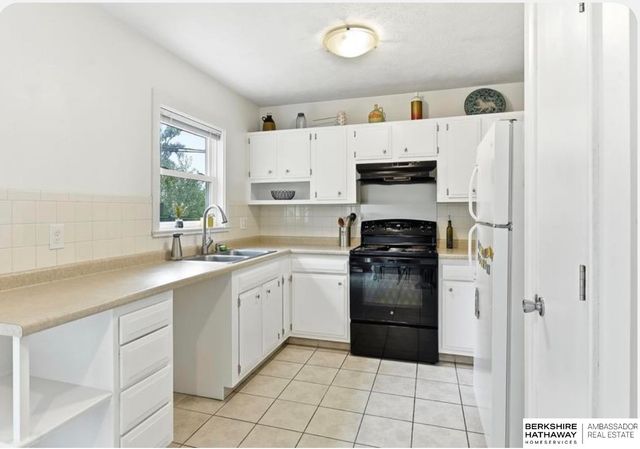 707 Lila Avenue, Bellevue, NE 68005