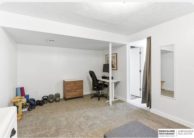 707 Lila Avenue, Bellevue, NE 68005