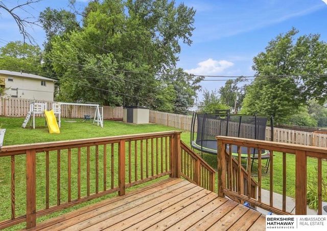 707 Lila Avenue, Bellevue, NE 68005