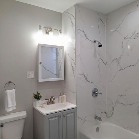 4119 W Harrison Street 1, Chicago, IL 60624