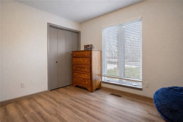 2 Tilbury Lane, Bella Vista, AR 72715