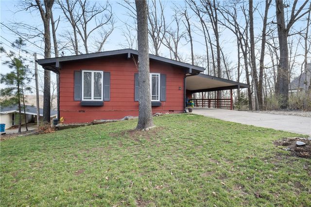 2 Tilbury Lane, Bella Vista, AR 72715