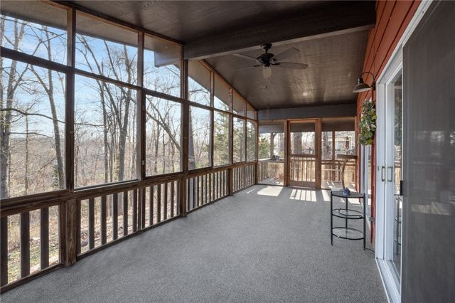 2 Tilbury Lane, Bella Vista, AR 72715