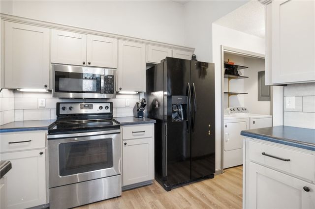 2 Tilbury Lane, Bella Vista, AR 72715