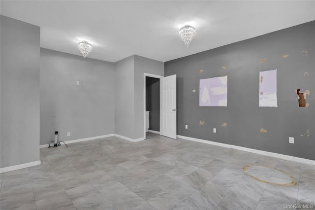 13 Carpenter Street, Glen Cove, NY 11542