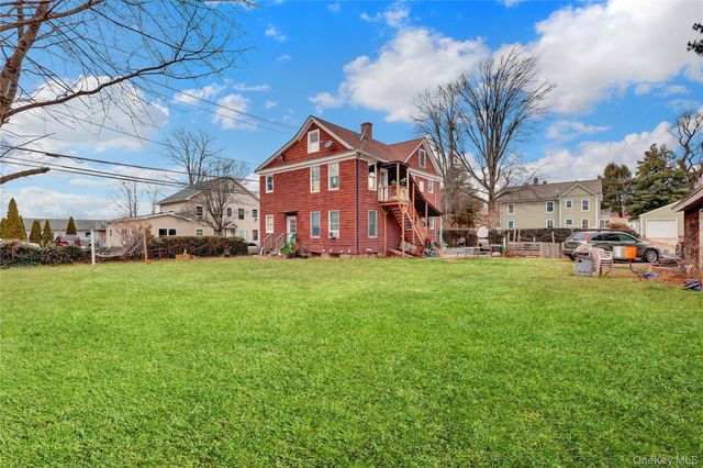 13 Carpenter Street, Glen Cove, NY 11542