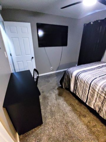 4936 Fremont Avenue N, Minneapolis, MN 55430