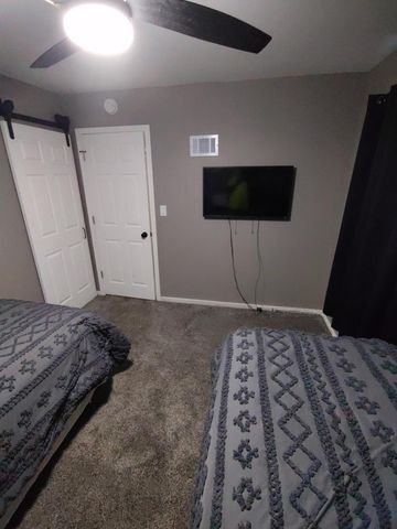 4936 Fremont Avenue N, Minneapolis, MN 55430