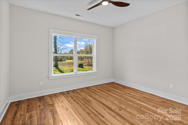 1500 Crowders Creek Road, Gastonia, NC 28052