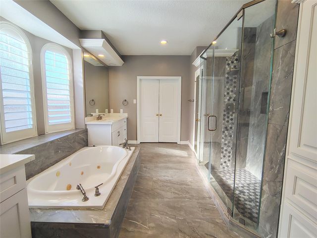 5515 Dawnington Place, Sugar Land, TX 77479
