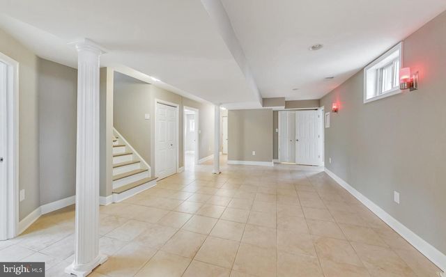 5923 BERWYN RD, College Park, MD 20740