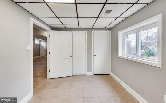 5923 BERWYN RD, College Park, MD 20740