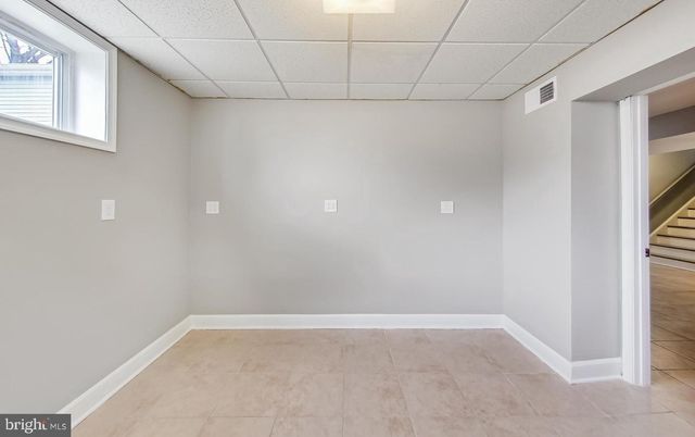 5923 BERWYN RD, College Park, MD 20740