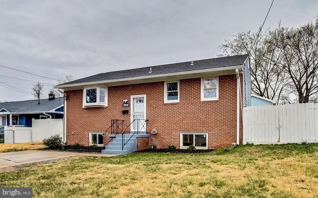 5923 BERWYN RD, College Park, MD 20740