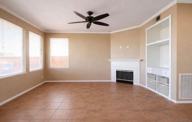 700 Rocking Horse Dr, Chula Vista, CA 91914