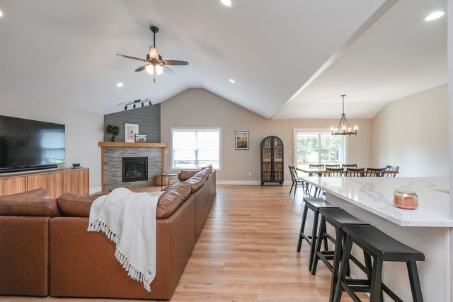 3172 Sun Valley Drive, Kankakee, IL 60901