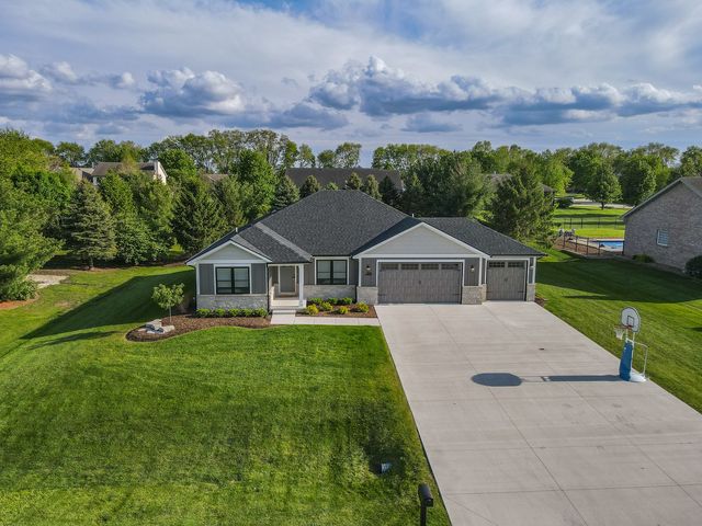 3172 Sun Valley Drive, Kankakee, IL 60901