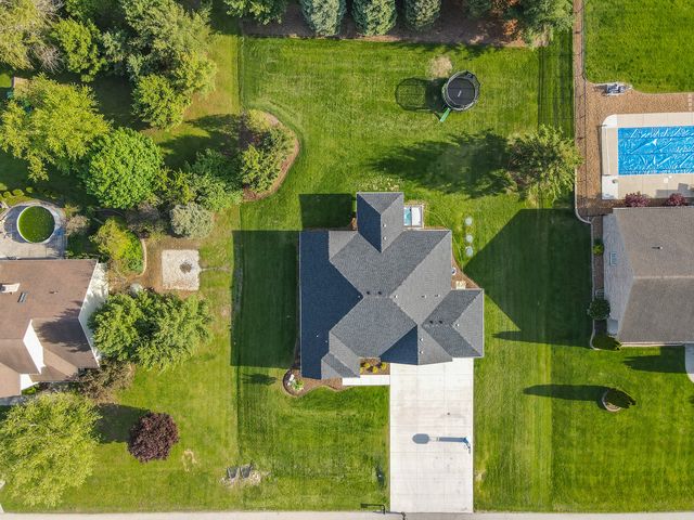 3172 Sun Valley Drive, Kankakee, IL 60901