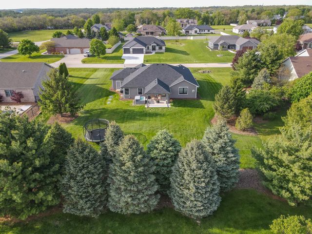 3172 Sun Valley Drive, Kankakee, IL 60901