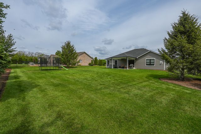 3172 Sun Valley Drive, Kankakee, IL 60901
