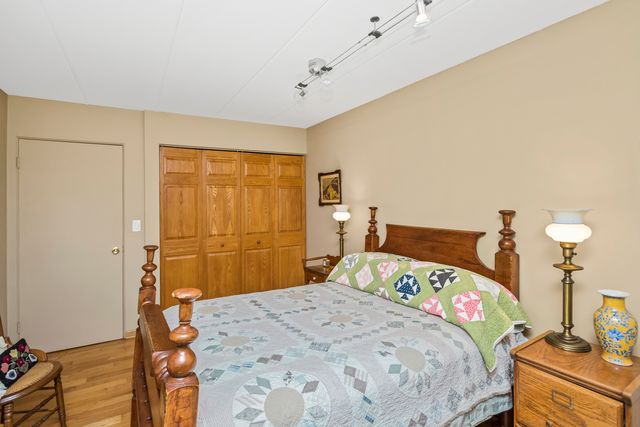 224 S OAK PARK Avenue 4B, Oak Park, IL 60302