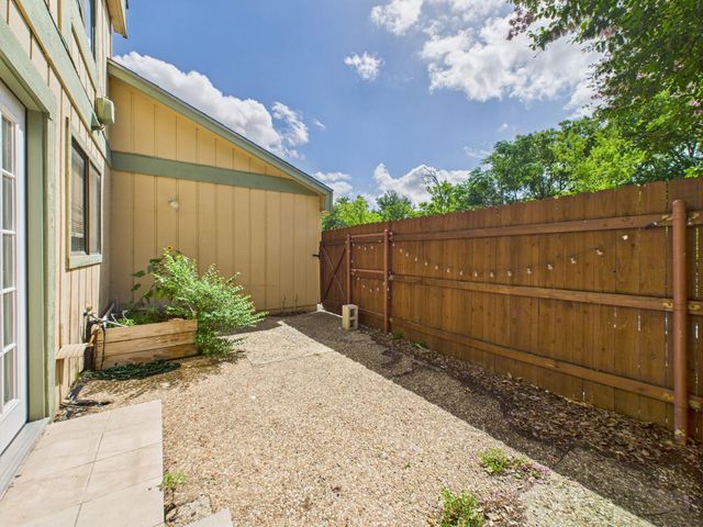 9520 Quail Village LN, Austin, TX 78758