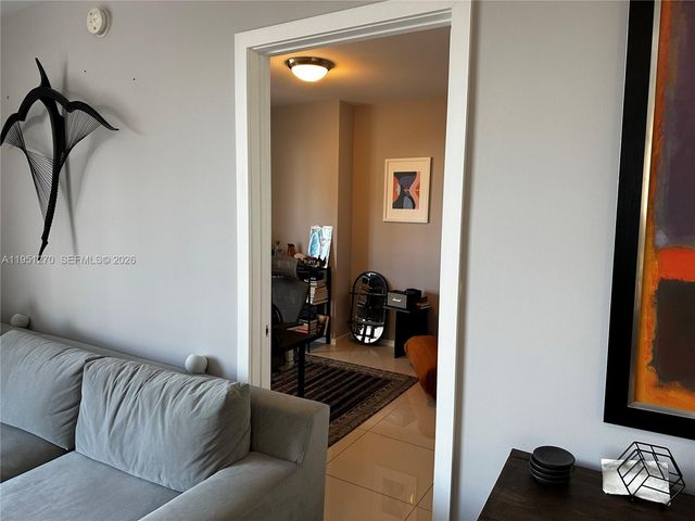 5252 NW 85th Ave 703, Doral, FL 33166