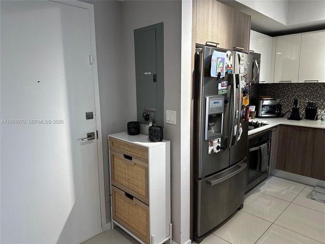 5252 NW 85th Ave 703, Doral, FL 33166