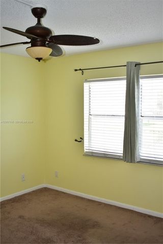 8901 Sunrise Lakes Blvd 211, Sunrise, FL 33322