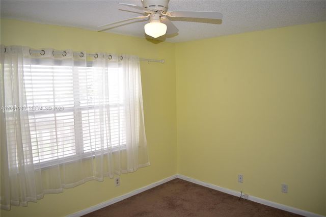 8901 Sunrise Lakes Blvd 211, Sunrise, FL 33322