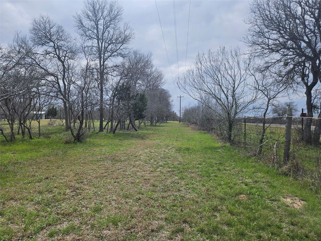 3029 (A) FM 1704, Elgin, TX 78621