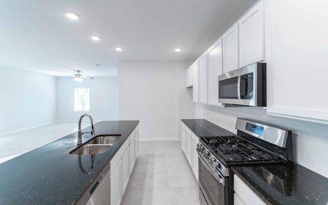 10633 Altitude Way, Conroe, TX 77303