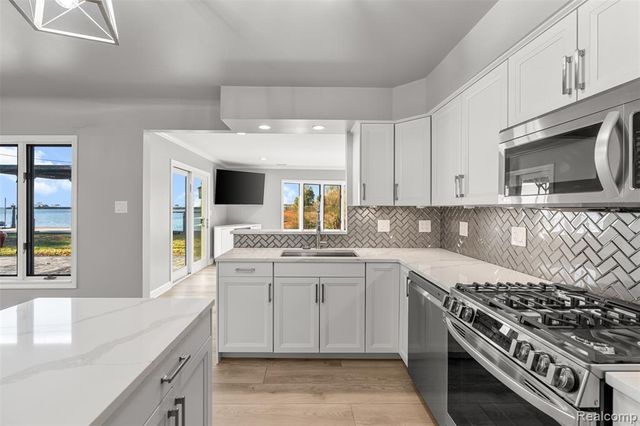 27972 Moran Street, Harrison Twp, MI 48045