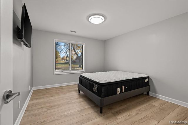 27972 Moran Street, Harrison Twp, MI 48045