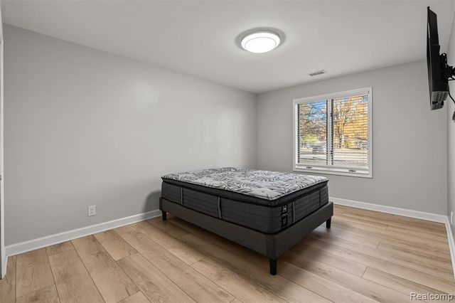 27972 Moran Street, Harrison Twp, MI 48045