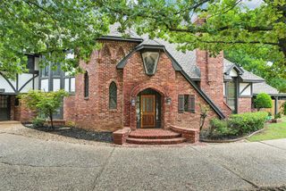 2821 Castlewood Drive, Norman, OK 73072