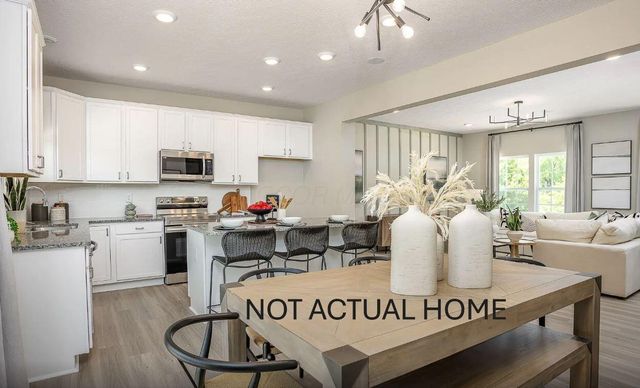 2743 Mchenry Drive, Columbus, OH 43207
